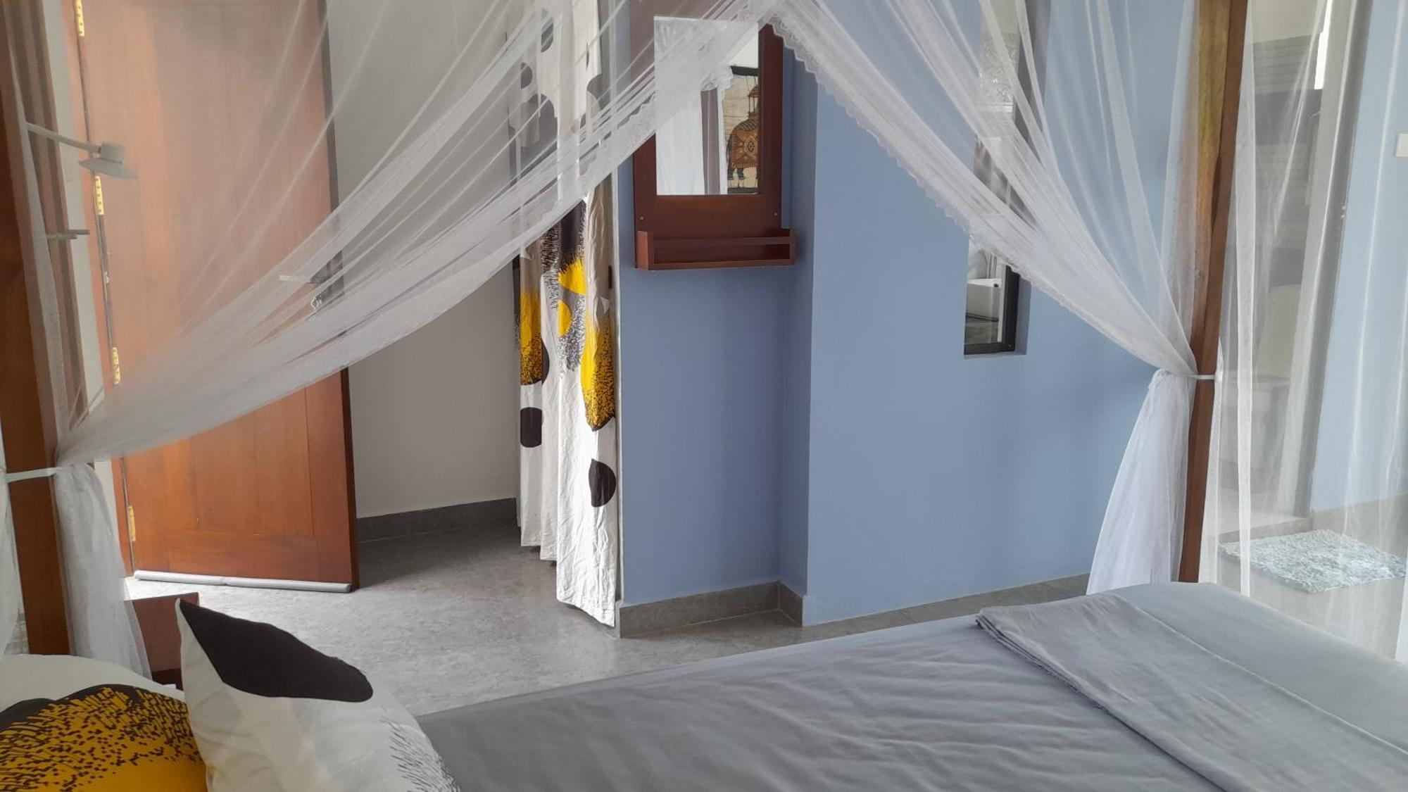 Srimany Bed & Breakfast มิริสซา ภายนอก รูปภาพ