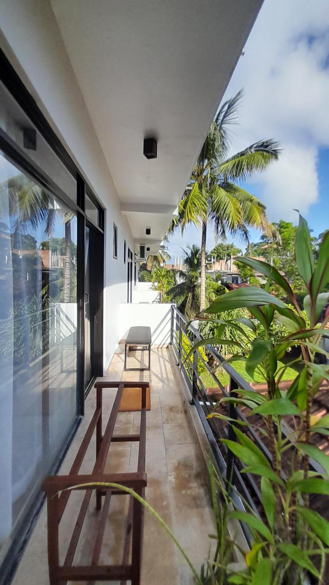 Srimany Bed & Breakfast มิริสซา ภายนอก รูปภาพ